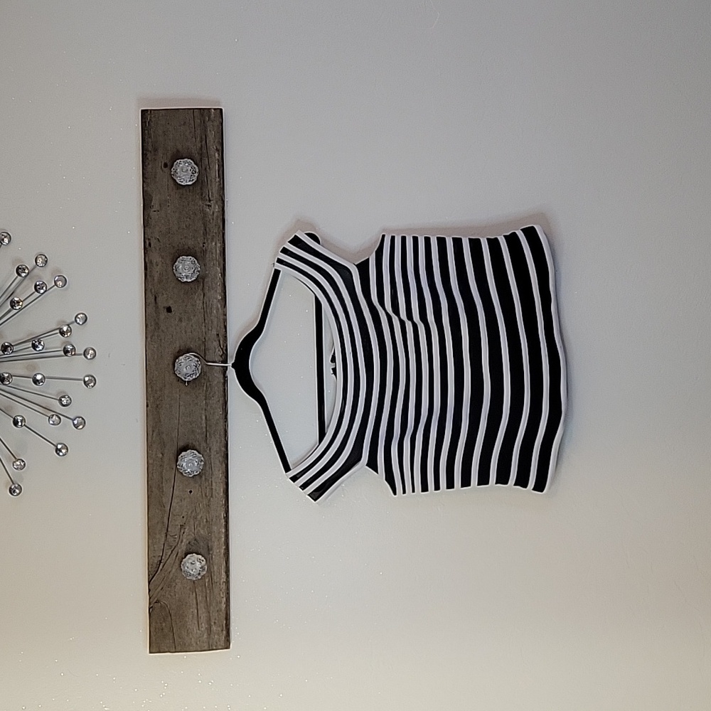 JS Collections Black & White Crop Blouse SZ 16